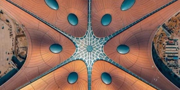 中國這個超級工程，震驚了全球！有63個天安門廣場大，卻只有8根柱子